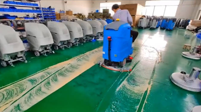 自贡2023年还在用人工的物业保洁不妨试试洗地机吧